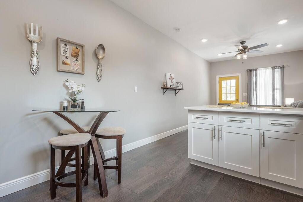 Gambino Getaway Shotgun Style Apt In The Heart Of Ybor City 坦帕 外观 照片